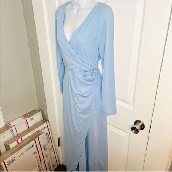 WAYF Long Sleeve Faux Wrap Surplice Front Dress Rosette Powder Blue M NWT - Picture 3 of 12